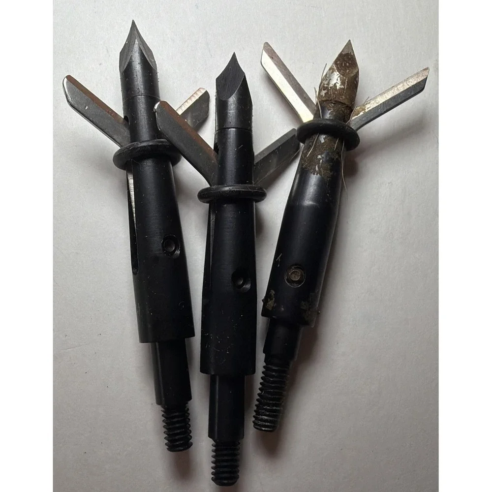 Vintage Razorbak 5 Blade Broadheads Archery Bow Hunting 4 Pack + Extras